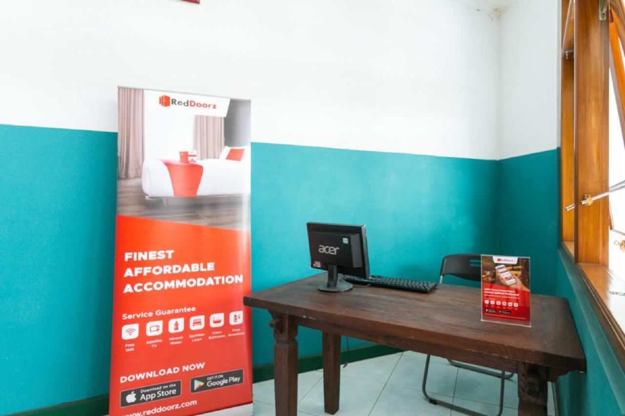 Reddoorz Syariah Near Alun Alun Magelang Bayeman Hotel Eksteriør billede