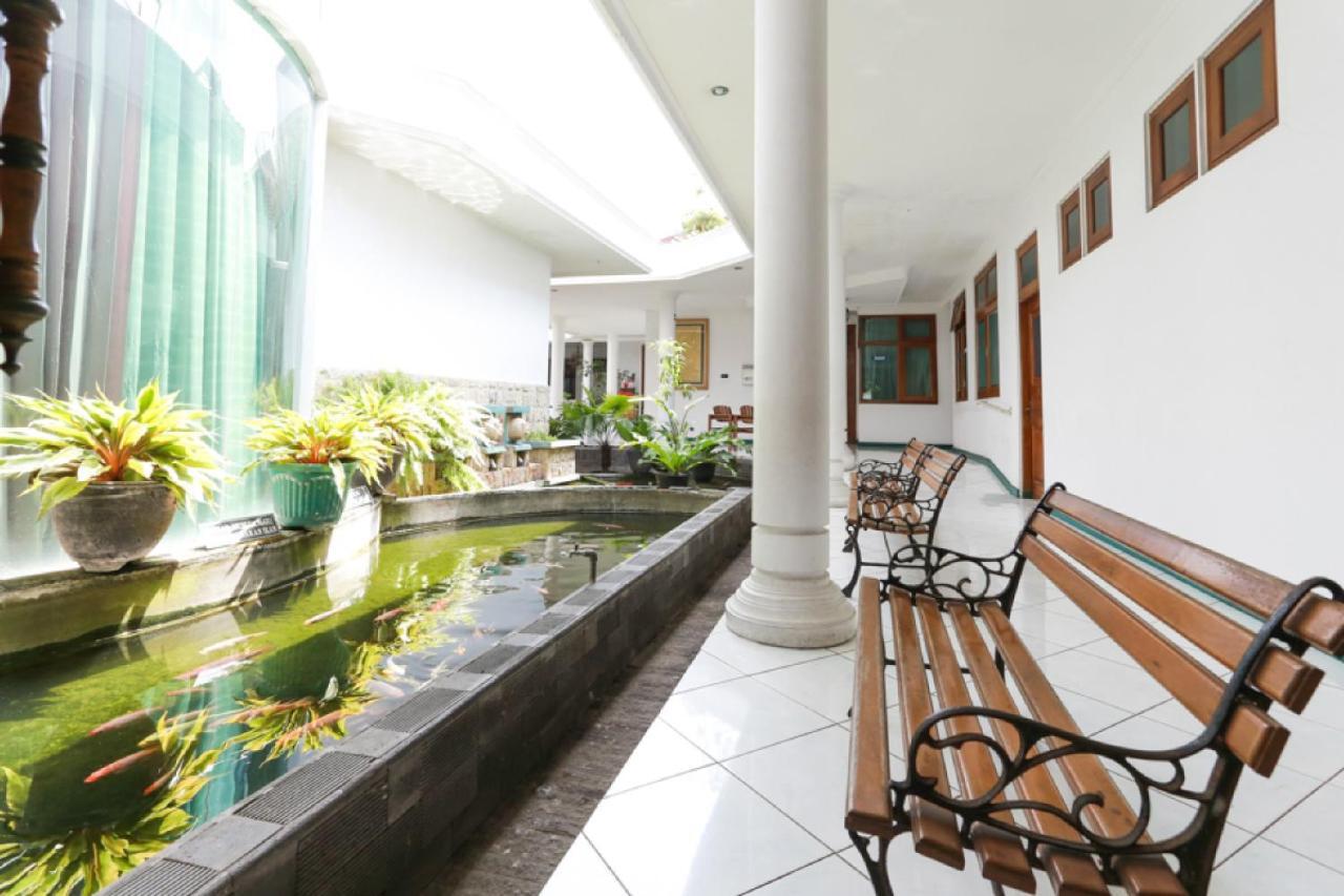 Reddoorz Syariah Near Alun Alun Magelang Bayeman Hotel Eksteriør billede